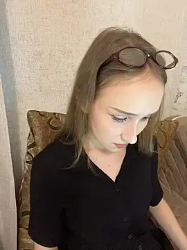 MeowyChans Chat XXX in diretta