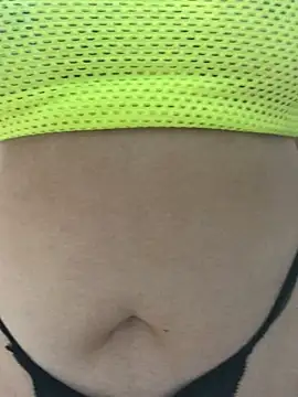 Chat +18 de Candy_Queenn ao vivo