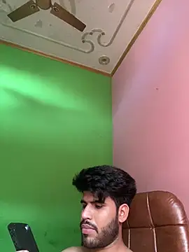 BIGGGGGBOYYYYY live XXX chat