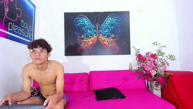 Czat XXX na żywo – Anthony_little
