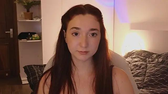 Chat XXX en directo de YasmineWest