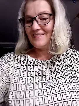 irinamaux's Live XXX Chat