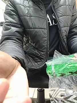 RETURNOFTPNUTS Live XXX-chat