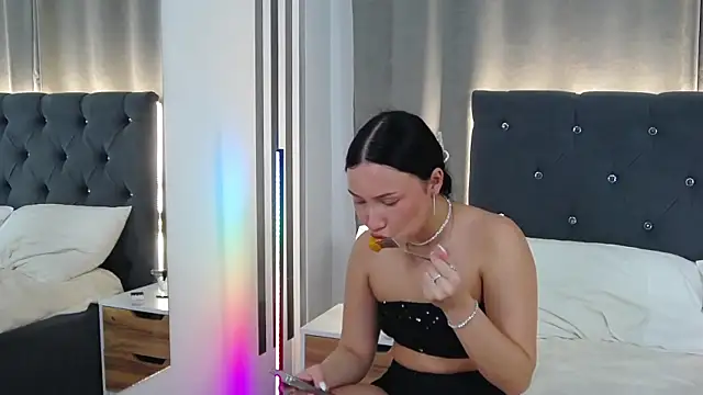 VikkyVonnn Live XXX chat