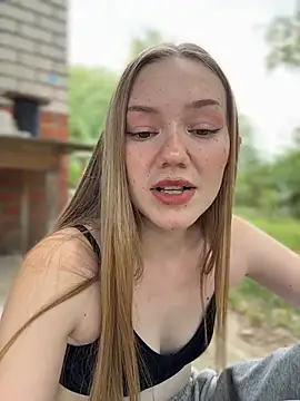 Živý XXX chat MilaMoone
