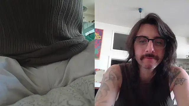 Chat XXX Live Chuck-FR