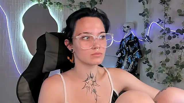 Živý XXX chat Elastikisss