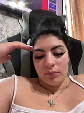 Živý XXX chat _Lunariaa_