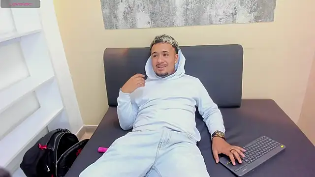 Czat XXX na żywo – MAICOL_TORNER