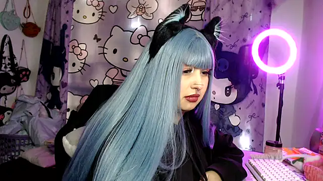 lussyevans24's Live XXX Chat