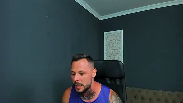 BrianHunts Chat XXX in diretta