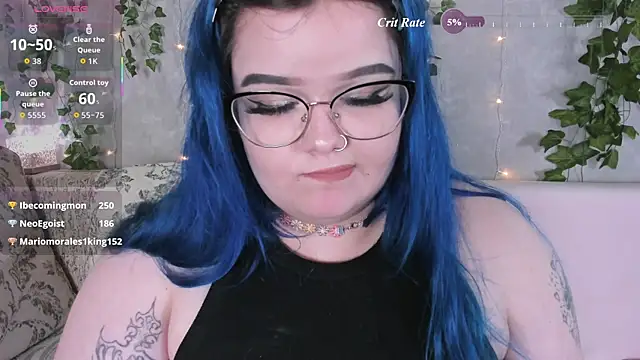 צ'אט XXX בשידור חי של _CandyM1lky_
