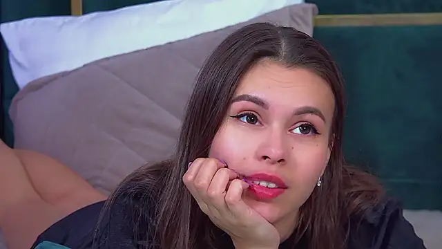 Chat XXX en directo de PollyLanders