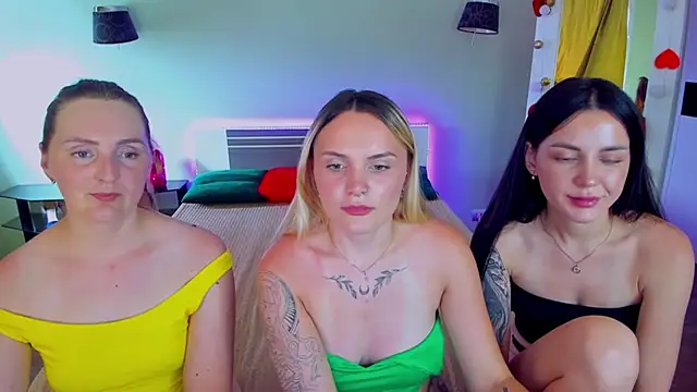 MagicEyess' Live XXX Chat