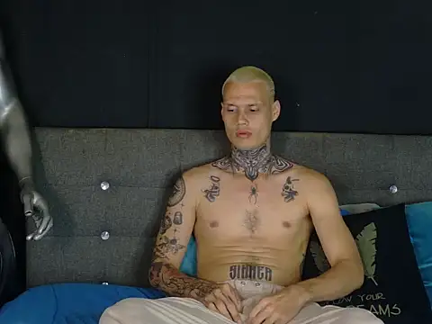 touching_the_sky Live XXX Chat