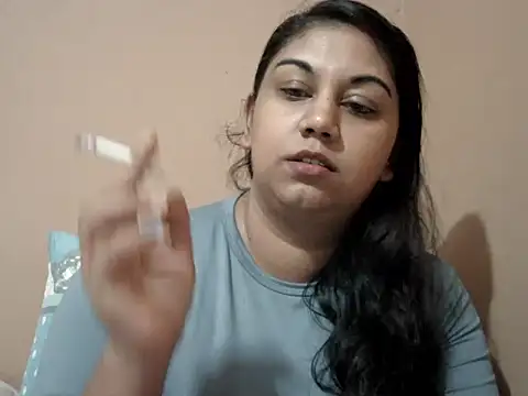 bellachow10 XXX чат на живо