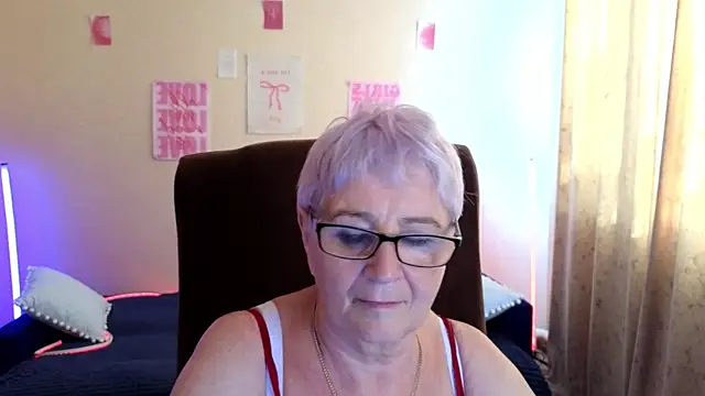 Czat XXX na żywo – Sandra_Snowflake