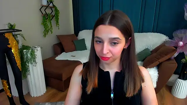FlirtySpark's Live XXX Chat