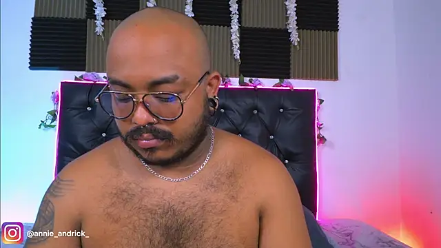 _Annie_Andrick_'s Live XXX Chat
