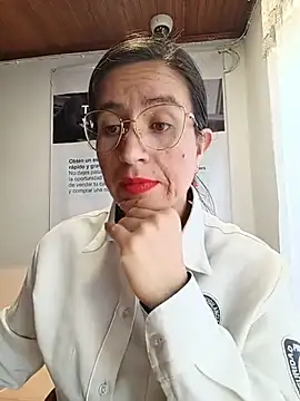 Chat XXX en directo de Valentina--1