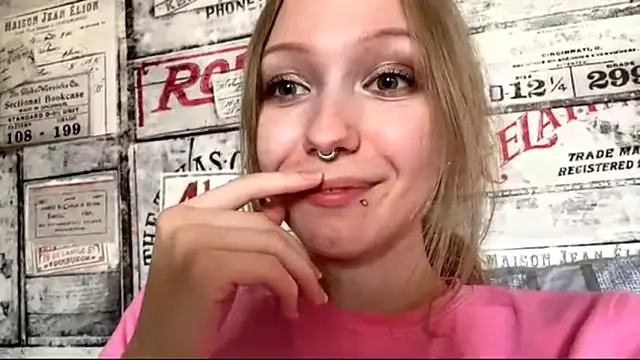 Chatroom XXX en direct de BivalentFalloff