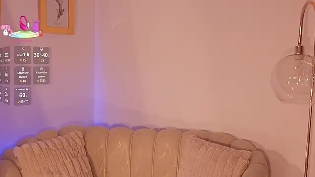 MadelineFox's Live XXX Chat