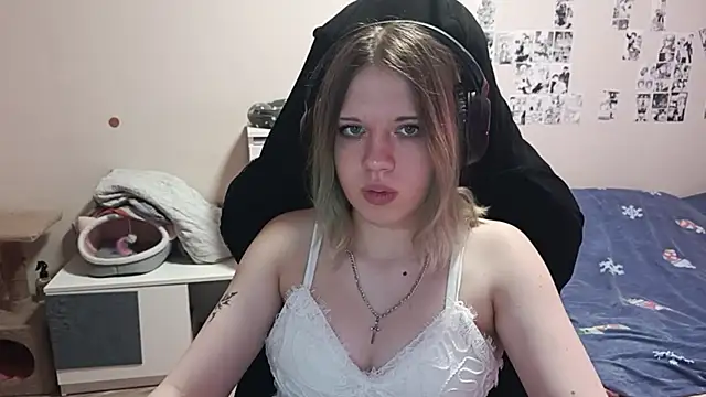 צ'אט XXX בשידור חי של ViolettaCatechini