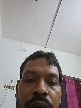 צ'אט XXX בשידור חי של BlackBoy_Kolkata