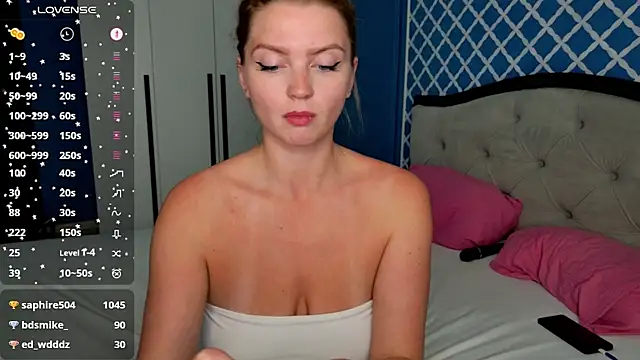 Busty_Redhead Chat XXX in diretta