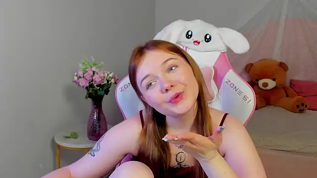 ElinaVale Live XXX-Chat