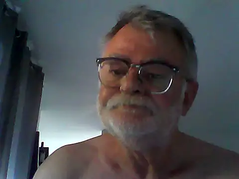 oura live XXX chat