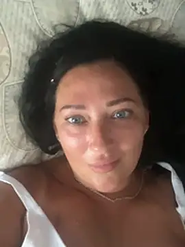ksuha11 Live XXX-Chat