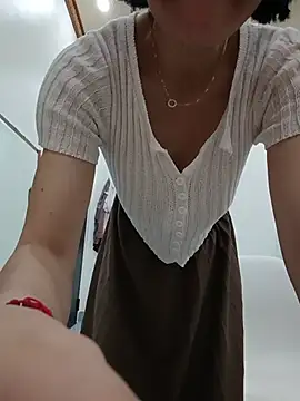 Emma_LinhのライブXXXチャット
