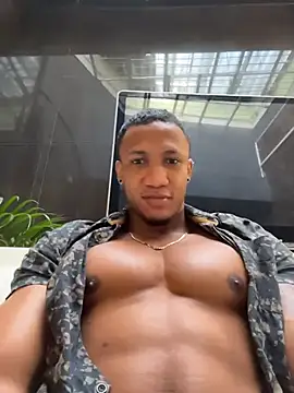 Chatroom XXX en direct de LoganVarela