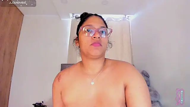 XXX chat uživo modela iriss_25