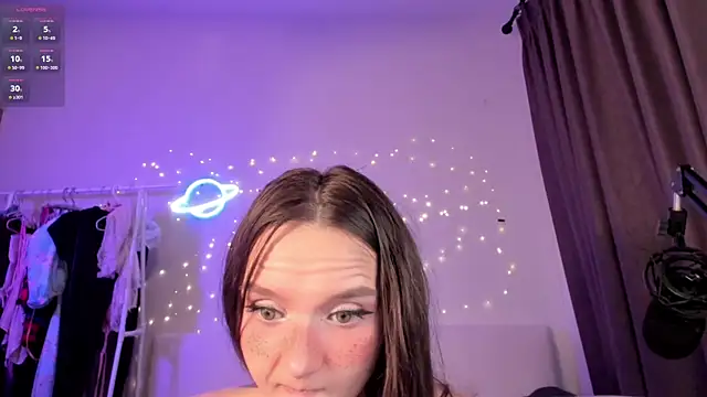 HottieEVER's Live XXX Chat