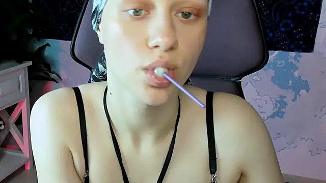 Chat XXX en directo de LidaDarknet