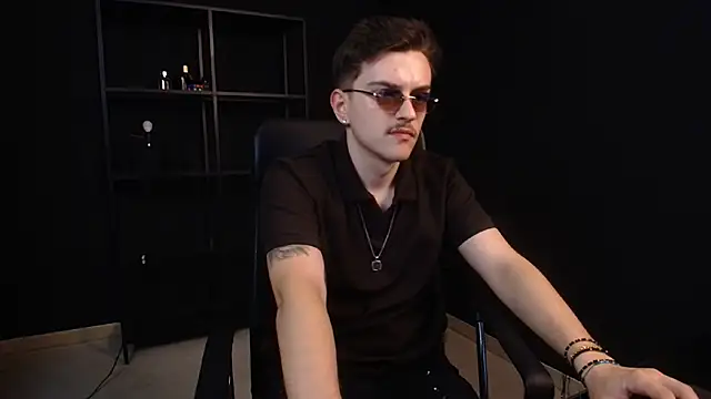 FelixStarkk 现场XXX聊天