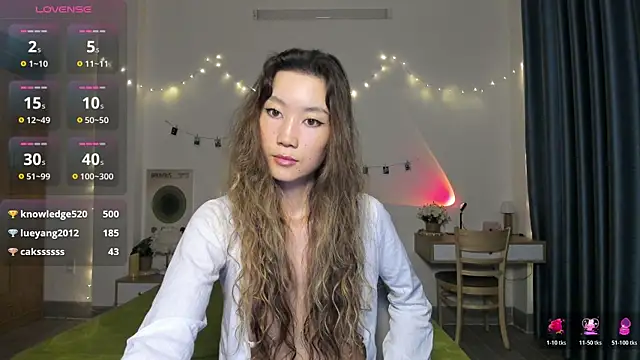 Chat +18 de KatyxGold ao vivo