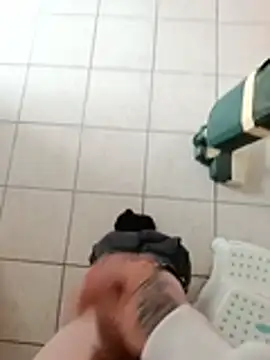 YoungDick25 Webcam-Show