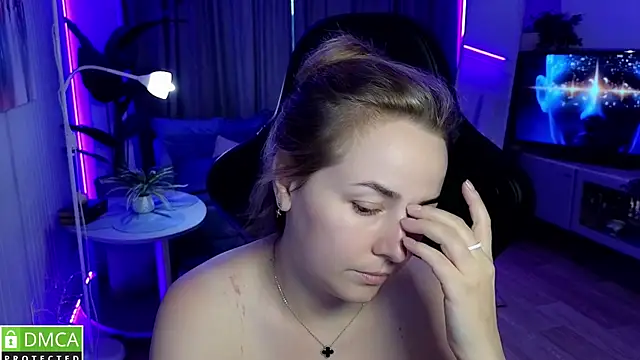 צ'אט XXX בשידור חי של Mira_Mermayd