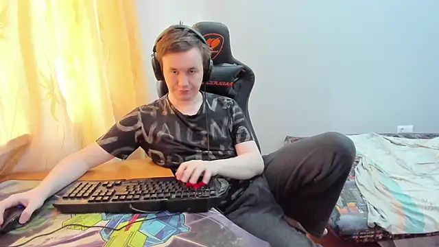 iliaskrislove 现场XXX聊天