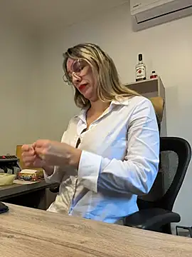 Gatitacarlita – Naživo XXX chat