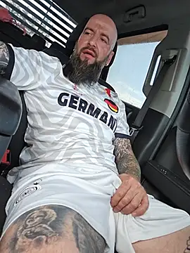 Chat XXX en directo de Beardedtattood