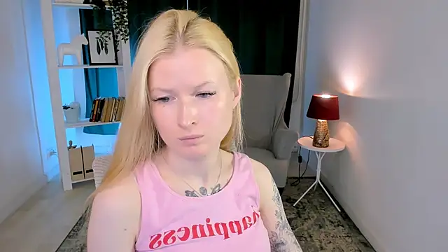 Laly_Peach's Live XXX Chat