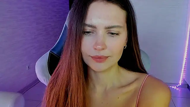 yourArya élő XXX-chatje
