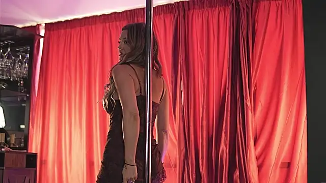 LuxenNoir Live XXX Chat