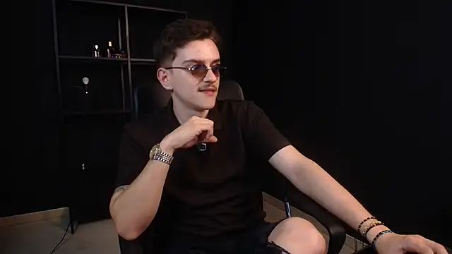 FelixStarkk Live XXX-chat