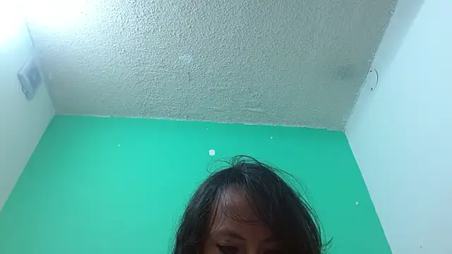 amoremerchmarn Live XXX chat