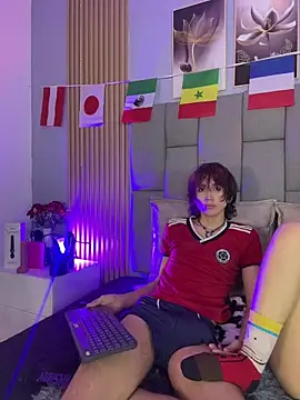 Show de Mika_love_milo na webcam